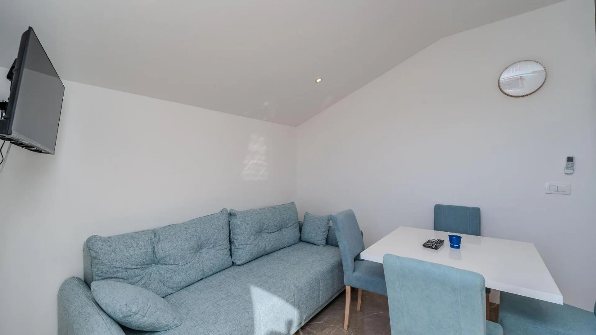 Emila'S Apartments 宁