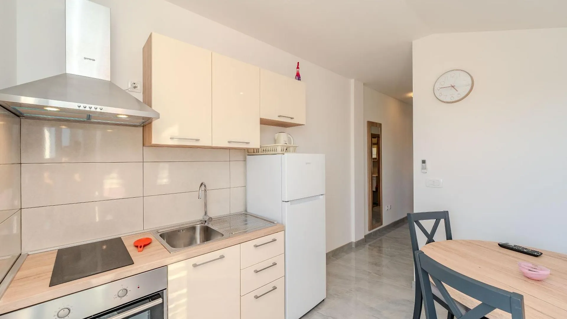 Emila'S Apartments 宁